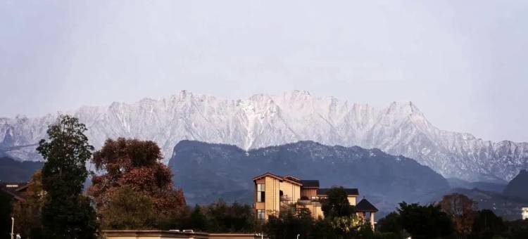 青城山春山外汤屋酒店图片