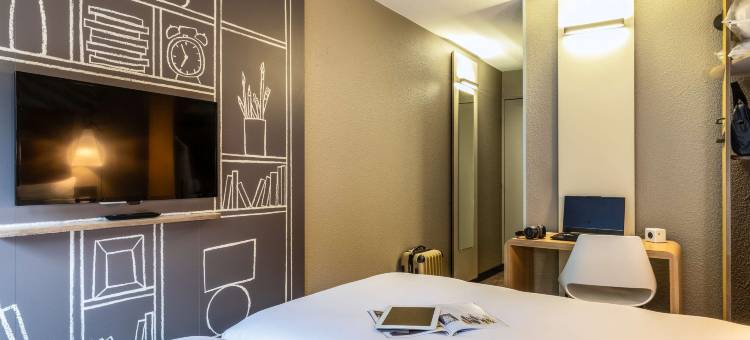 宜必思茹伊昂若萨韦利济酒店(Ibis Jouy-en-Josas Vélizy)图片