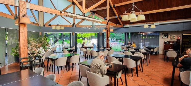 贝尔格拉诺将军温德姆豪生别墅酒店(Howard Johnson by Wyndham, Villa General Belgrano)图片