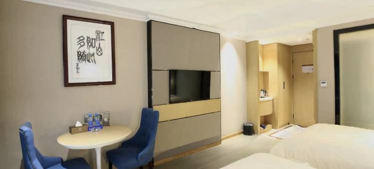 镜山乐居酒店(上高县政府镜山广场店)图片