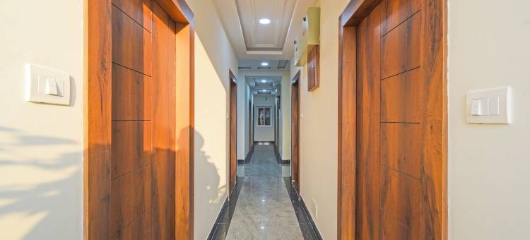 Fabhotel Broholic 住宿客栈(FabHotel Broholic Stay Inn)图片