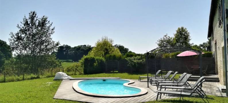 Villa in France with Private Pool & Garden图片
