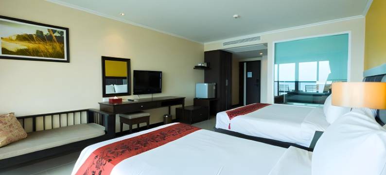 皇家帕拉悬崖海滩酒店(Royal Phala Cliff Beach Resort)图片