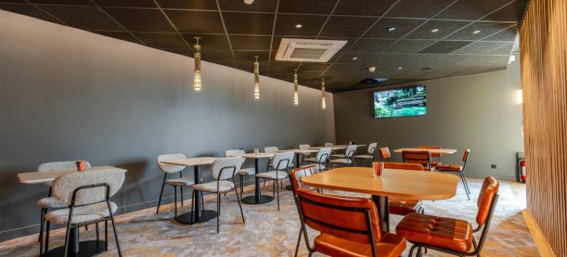 阿肯纳酒店，香槟沙隆(Hôtel Akena Châlons en Champagne)图片