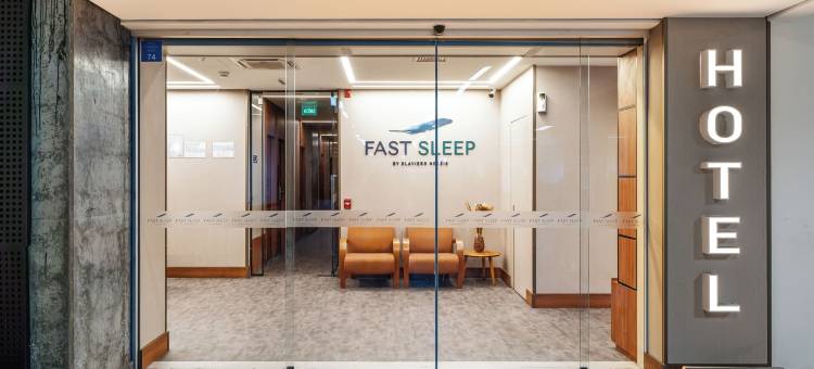 瓜鲁由斯快睡 - 斯拉维耶罗酒店(Fast Sleep Guarulhos by Slaviero Hotels)图片