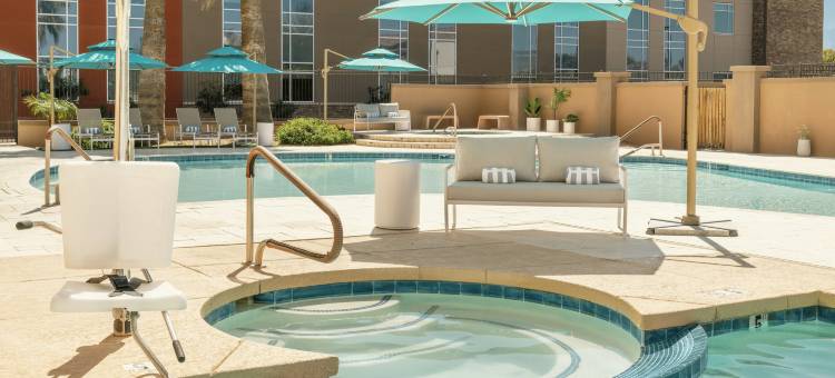 希尔顿逸林酒店-凤凰城吉尔伯特(DoubleTree by Hilton Hotel Phoenix - Gilbert)图片