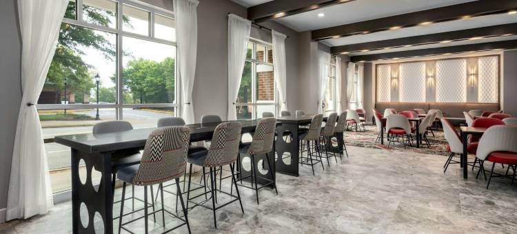 雅典市中心万怡酒店(Courtyard Athens Downtown)图片