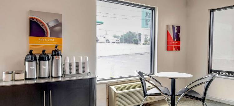 格鲁吉亚卡尔霍恩 6 号汽车旅馆(Motel 6 Calhoun, GA)图片