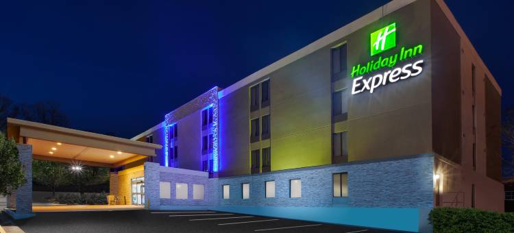 Holiday Inn Express 费尔法克斯 - 阿灵顿大道(Holiday Inn Express Fairfax - Arlington Boulevard)图片