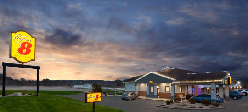 纽康麦斯速8酒店(Super 8 by Wyndham Newcomerstown)图片