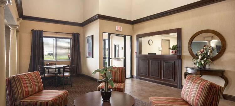 费尔维尤高地-圣路易斯速8酒店(Super 8 by Wyndham Fairview Heights-St. Louis)图片