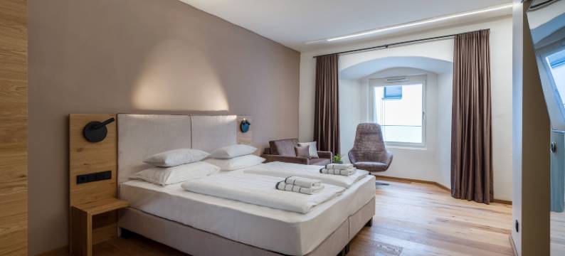 普拉茨希尔施库夫施泰因(Platzhirsch Kufstein)图片