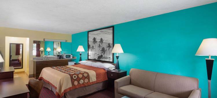 布雷登顿-萨拉索塔地区速8酒店(Super 8 by Wyndham Bradenton Sarasota Area)图片