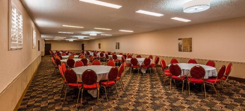 老磨坊旅馆(Old Mill Inn)图片