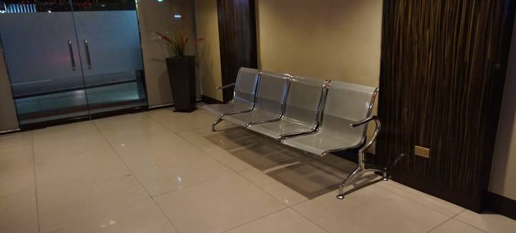 哈茨饭店(Harts Hotel Quezon City)图片