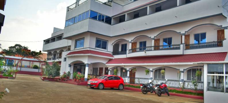 金巢酒店(Sans Golden Nest)图片