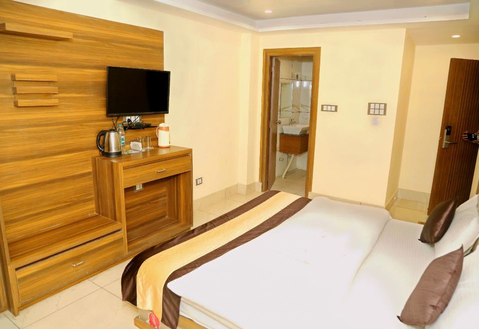 Hotel Green Leaf Hotel Overview