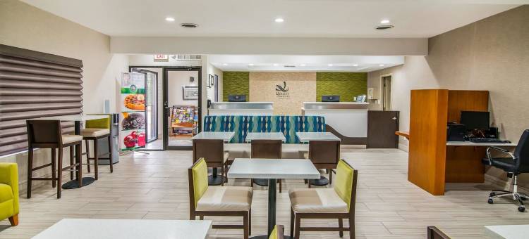 白沙国家公园附近-品质套房酒店(Quality Inn & Suites Near White Sands National Park)图片
