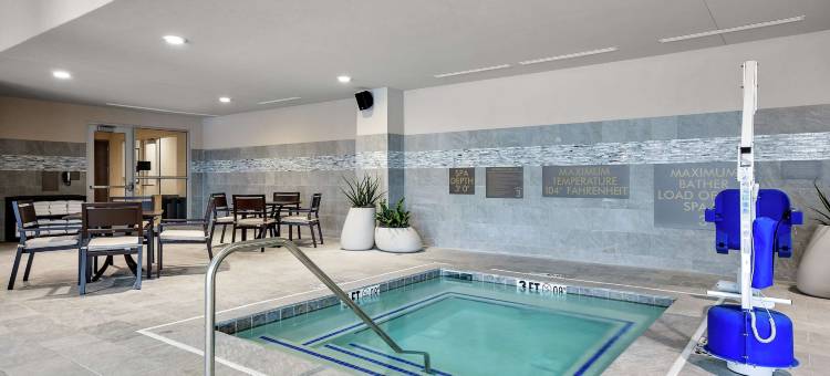 琼斯伯勒红太狼希尔顿大使套房酒店及会议中心(Embassy Suites Jonesboro Red Wolf Convention Center)图片