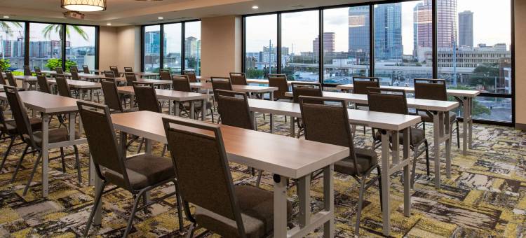 坦帕市中心运河区欢朋酒店(Hampton Inn Tampa Downtown Channel District, FL)图片