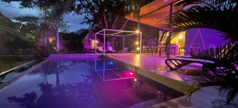 Pyramid Tamarindo图片