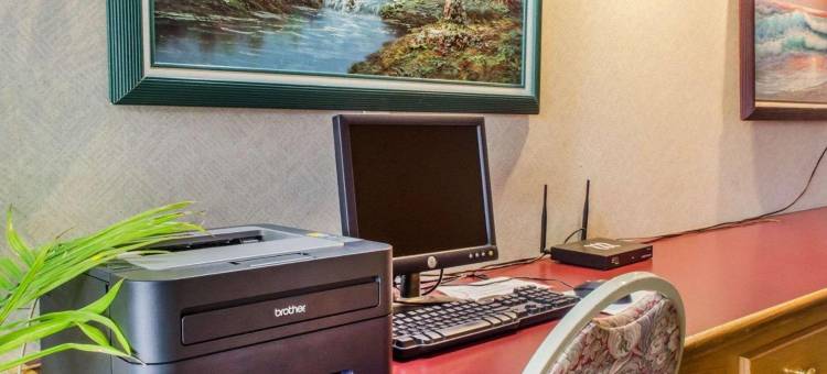 米夫林镇伊克诺旅馆(Econo Lodge)图片