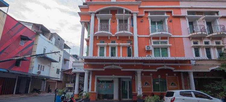 红多兹酒店@巴淡中心2号(RedDoorz @ Batam Center 2)图片