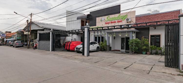 Urbanview Hotel Sunday Cirebon by RedDoorz图片