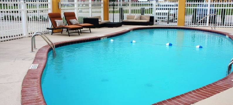 冈萨雷斯拉昆塔温德姆套房酒店(La Quinta Inn & Suites by Wyndham Gonzales La)图片