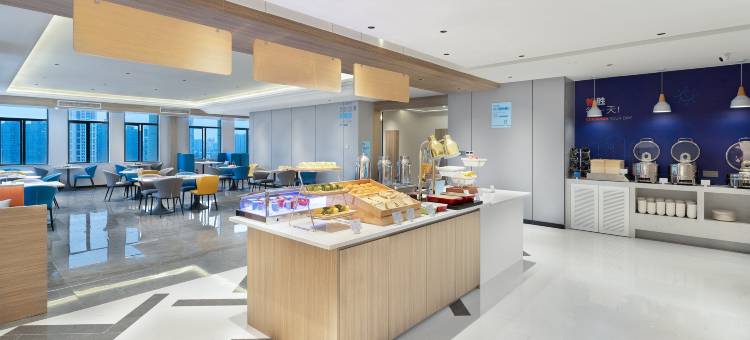 南昌智选假日酒店(青山湖风景区八一广场店)图片