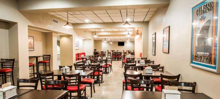 迈阿密国际机场克拉丽奥酒店及套房(Clarion Inn & Suites Miami International Airport)图片