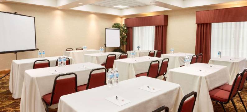 贝尔艾尔阿伯丁丽怡酒店(Country Inn & Suites by Radisson, Bel Air/Aberdeen, MD)图片