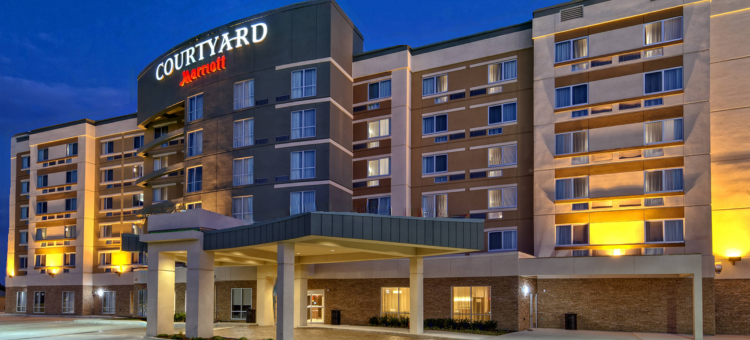 韦斯特伯里长岛万怡酒店(Courtyard Westbury Long Island)图片