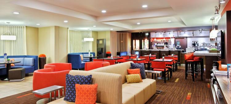 诺克斯维尔锡特布拉夫万怡酒店(Courtyard Knoxville Cedar Bluff)图片