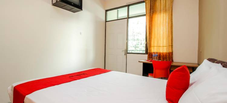 红门酒店@卡美娜多加兰普拉姆(RedDoorz @ Jalan Pramuka Manado)图片