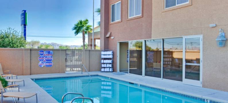 Holiday Inn Express 拉斯维加斯内利斯(Holiday Inn Express LAS VEGAS-NELLIS by IHG)图片