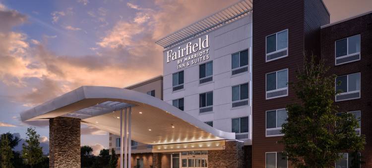克利夫兰蒂德曼路万枫套房酒店(Fairfield Inn & Suites Cleveland Tiedeman Road)图片