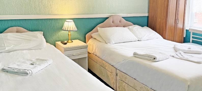 新奥斯特利酒店(The New Osterley Hotel)图片