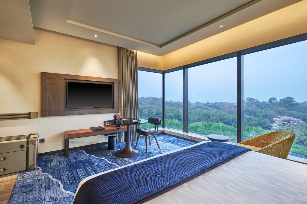 The Den Bengaluru, LXR Hotels & ResortsHotel Overview