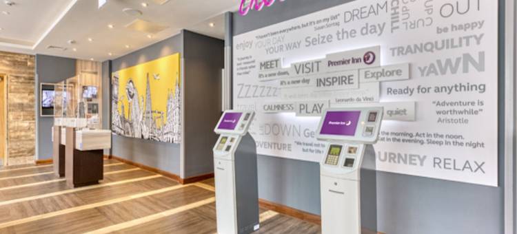 伦敦汉默史密斯(牧羊人丛林路)优品迎酒店(Premier Inn London Hammersmith (Shepherds Bush Road))图片