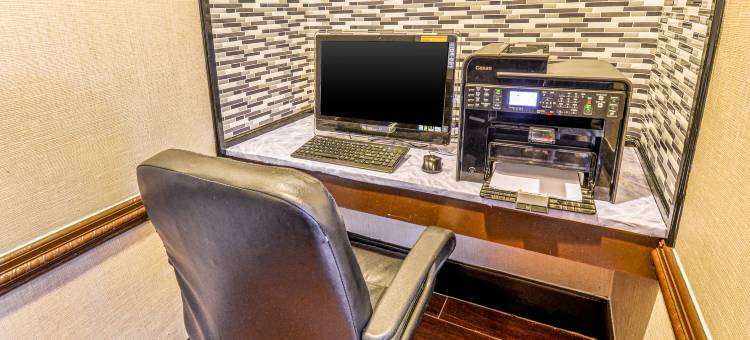 哈迪维尔凯艺套房酒店-萨凡纳北(Quality Inn & Suites Hardeeville - Savannah North)图片