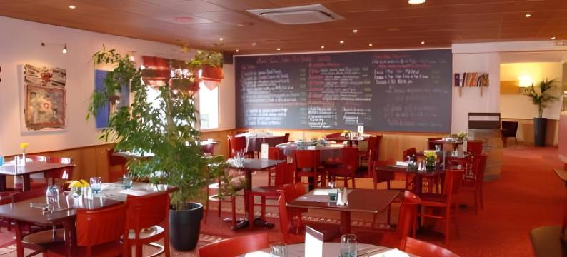雷恩卡斯特布里特酒店(Brit Hotel Rennes le Castel)图片