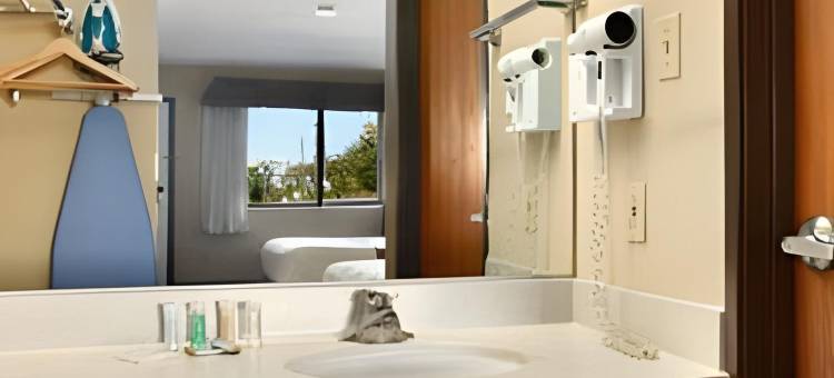 AmeriStay旅馆(AmeriStay Inn St Joseph)图片