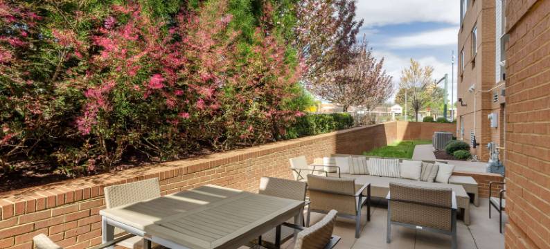 夏洛茨维尔UVA丽怡酒店(Country Inn & Suites by Radisson, Charlottesville-UVA, VA)图片