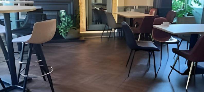 蓝色野猪酒店(The New Boar)图片