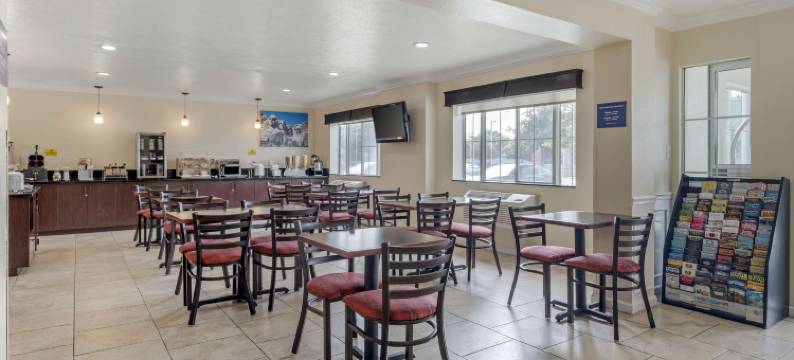 萨利纳斯蒙特利贝斯特韦斯特酒店(Best Western Salinas Monterey Hotel)图片