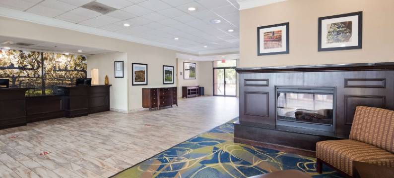 利斯堡贝斯特韦斯特酒店暨会议中心(Best Western Leesburg Hotel  Conference Center)图片