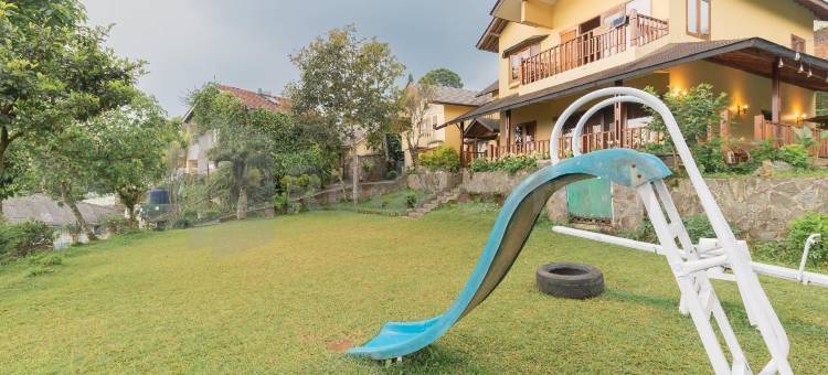 Villa d'Oasis 2 Puncak Mitra RedDoorz图片