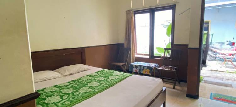 伽鲁达旅馆(RedDoorz at Penginapan Garuda Batu)图片