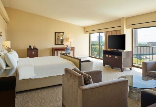 The Westin Kansas City at Crown CenterHotel Overview